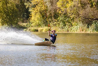 person practicing wakesurf